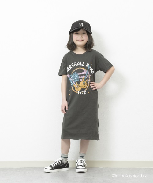 プリントシャツワンピで作るストリートカジュアル