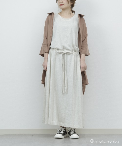 オシャレウォーカー　n'Or洗練シンプルロングワンピース　2,997円(税込)