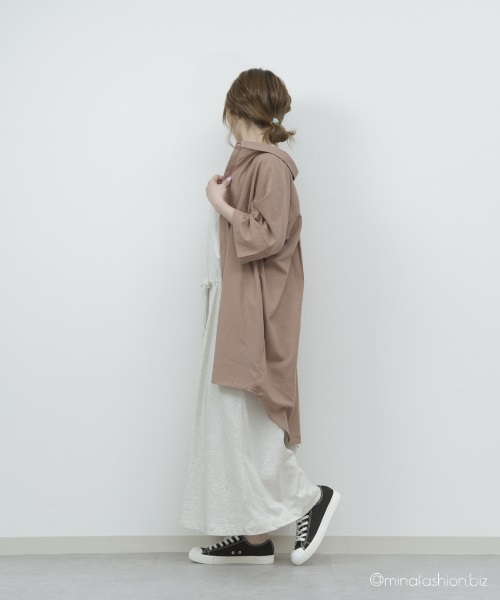 オシャレウォーカー　n'Or洗練ロングシャツ　2,997円(税込)