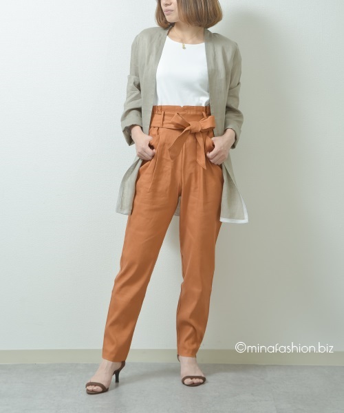 DoCLASSE　ストレッチリネン・テーパード／ベルト付き