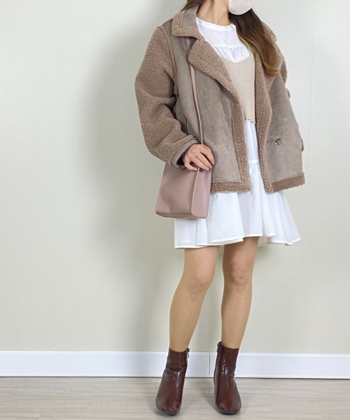 Newlyme フェイクムートンボアコート ¥5,490(税込)