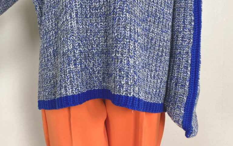 bohmal スリーブラインカラフルミックスニット ¥4,990（税込）