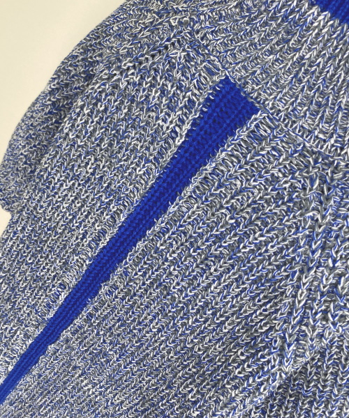 bohmal スリーブラインカラフルミックスニット ¥4,990（税込）