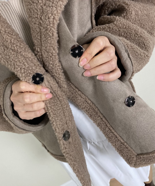 Newlyme フェイクムートンボアコート ¥5,490(税込)