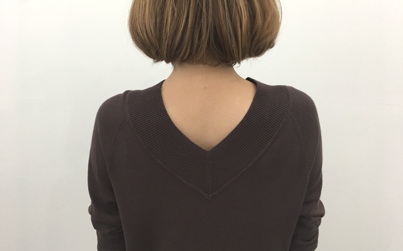 DoCLASSE シルクフィール・Vネックラグランセーター