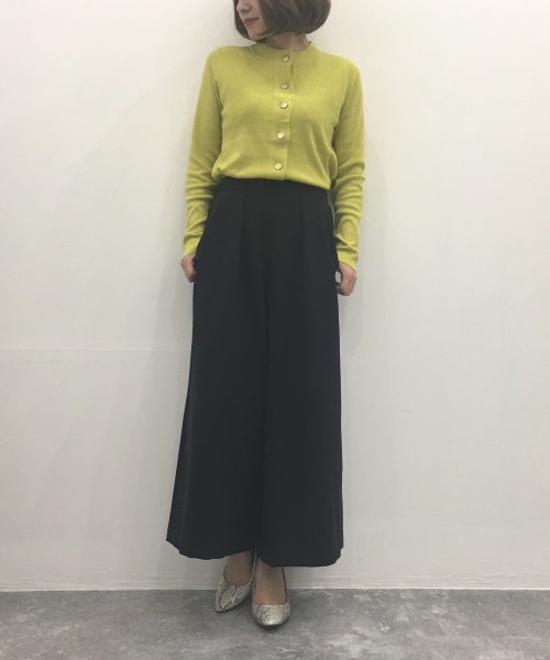 DoCLASSE シルクフィール・クルーネックカーディガン