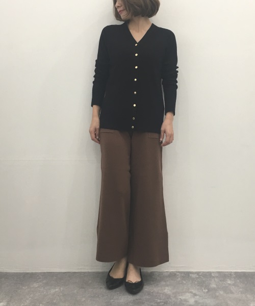 DoCLASSE シルクフィール・Vネックリブカーディガン