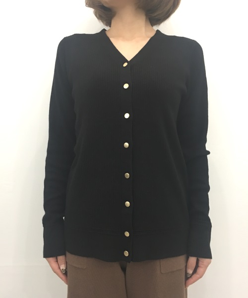 DoCLASSE シルクフィール・Vネックリブカーディガン