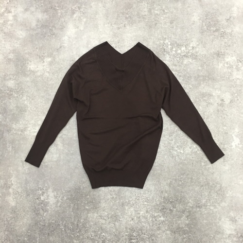 DoCLASSE シルクフィール・Vネックラグランセーター