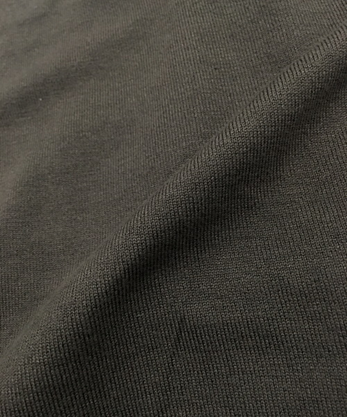 DoCLASSE シルクフィール・Vネックラグランセーター