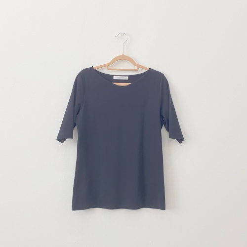 ドゥクラッセＴシャツ・浅Vネック5分袖