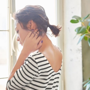 神戸レタス・バックバレエ5分袖Tシャツ/1,300円