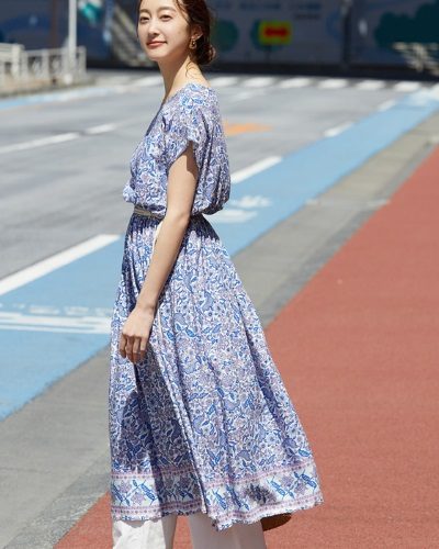 2020年30代女性の春夏トレンドファッション・ネイチャー柄