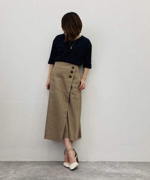 DoCLASSE　ドゥクラッセTシャツ・抜け感Vネック　4,389円（税込）