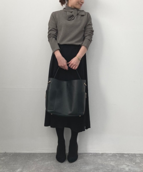 DoCLASSE　カットジョーゼット・リボンハイネック