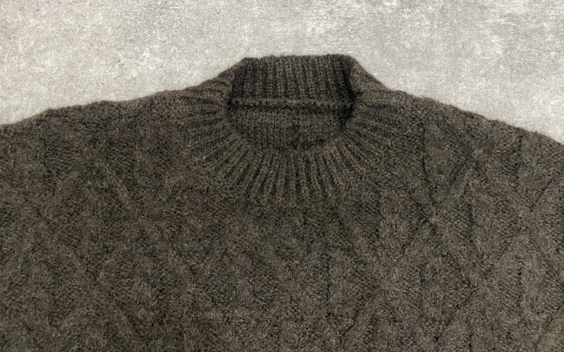 SAISON DE PAPILLON アーガイル調ケーブル編みニットプルオーバー