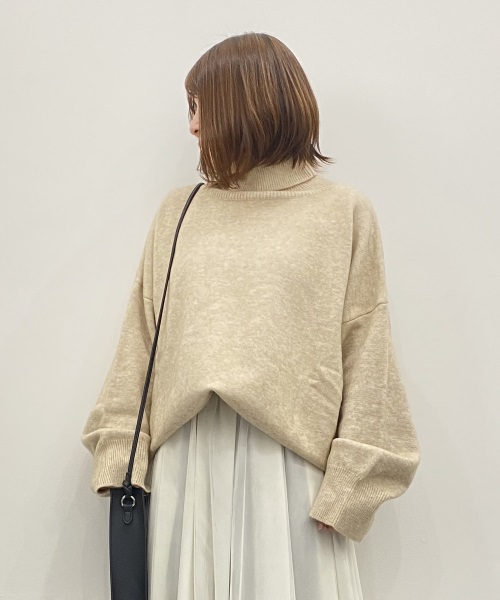 SAISON DE PAPILLON ビックシルエットタートルネックニットプルオーバー