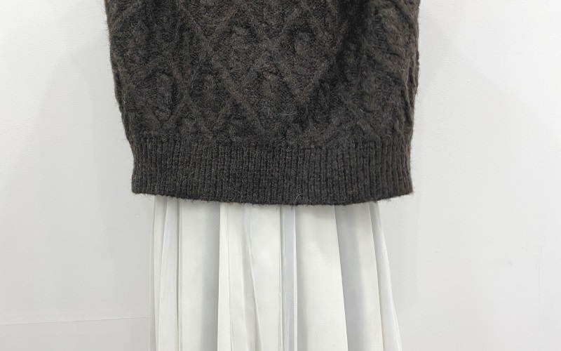 SAISON DE PAPILLON アーガイル調ケーブル編みニットプルオーバー