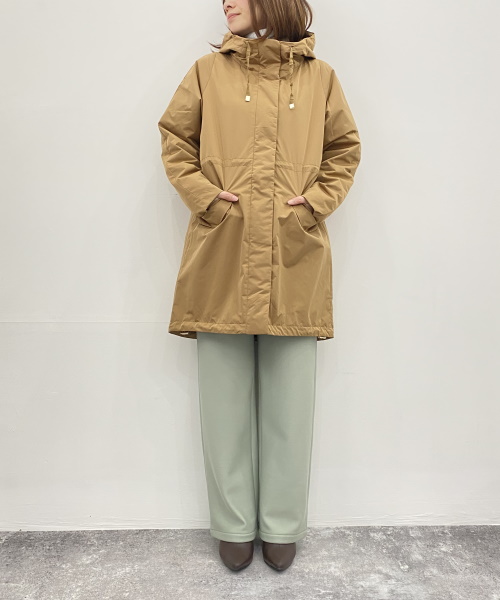 DoCLASSE マジカルサーモ・抗ウイルスフードコート／ミドル