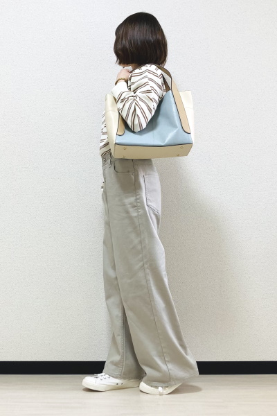 DoCLASSE　総針編み・ボートネックセーター