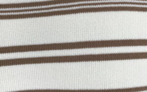 DoCLASSE　総針編み・ボートネックセーター