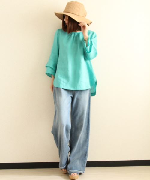 DoCLASSE　21番リネン・ティアードスリーブブラウス　5,489円（税込）