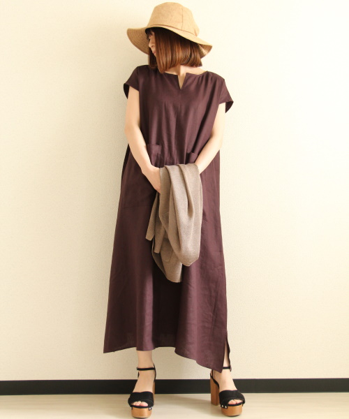 DoCLASSE　14番リネン・テントラインワンピース　10,989円（税込）