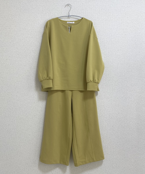 DoCLASSE　フレクシージョーゼット・クロップドワイド　5,489円（税込）