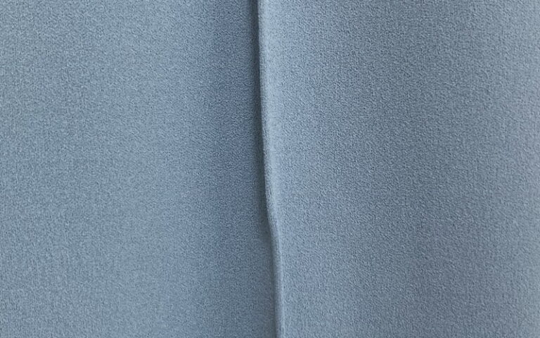 DoCLASSE　フレクシージョーゼット・テーパードスリム　4,389円（税込）