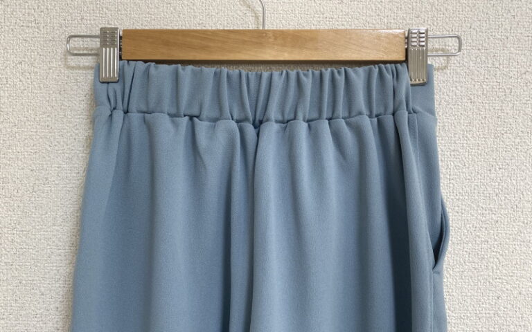 DoCLASSE　フレクシージョーゼット・テーパードスリム　4,389円（税込）