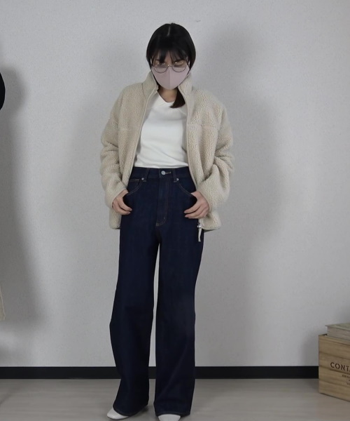 GU#3　トップス×デニムパンツ