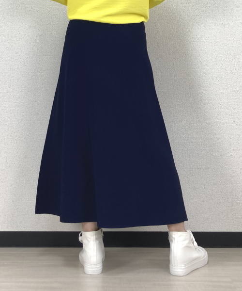 DoCLASSE　総針編み・Aラインニットスカート