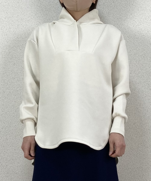 DoCLASSE ファインストレッチ・フーディプルオーバー