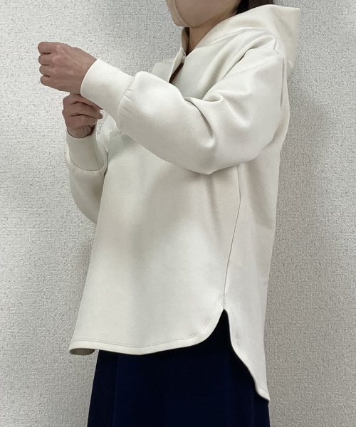 DoCLASSE ファインストレッチ・フーディプルオーバー