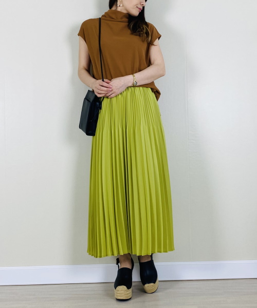 DoCLASSE ハイカウントコットン・ドレープネックフレンチ