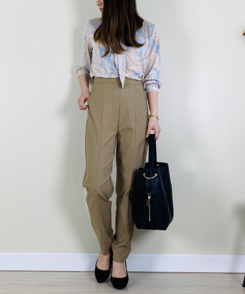 DoCLASSE ドライタッチ・ピンタックテーパード/68cm