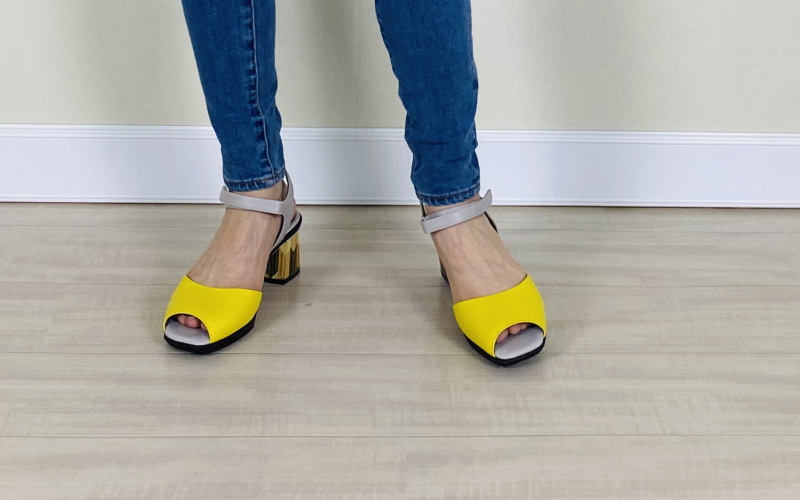 fitfit　スクエアトゥサンダル