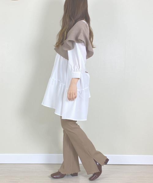 NOAHL　リブフレアパンツ　 3,300円 (税込)