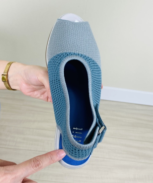 fitfit　しなやかウェッジニットサンダル