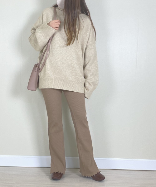 NOAHL　リブフレアパンツ　 3,300円 (税込)