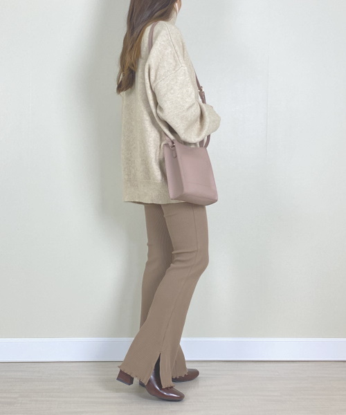 NOAHL　リブフレアパンツ　 3,300円 (税込)