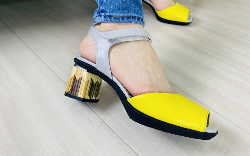 fitfit　スクエアトゥサンダル