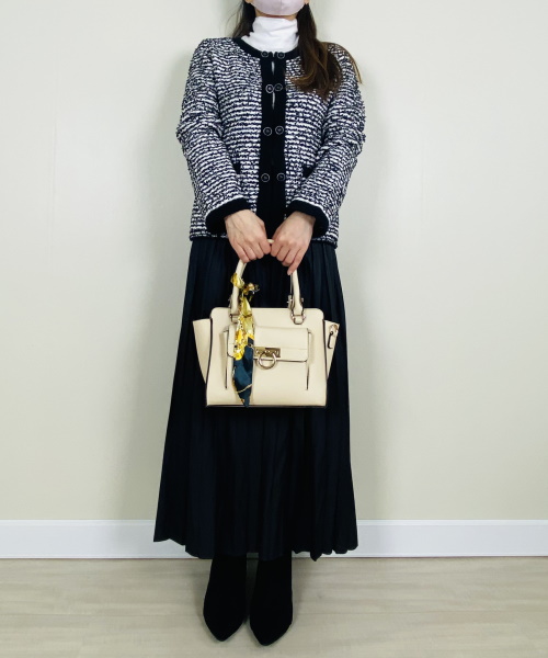 リボンヤーン・ブレードトリムジャケット　19,690円（税込）