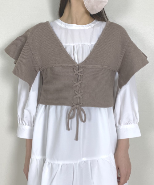 Newlyme 2WAYレースアップフリルビスチェ【ニット】 ¥3,990(税込)