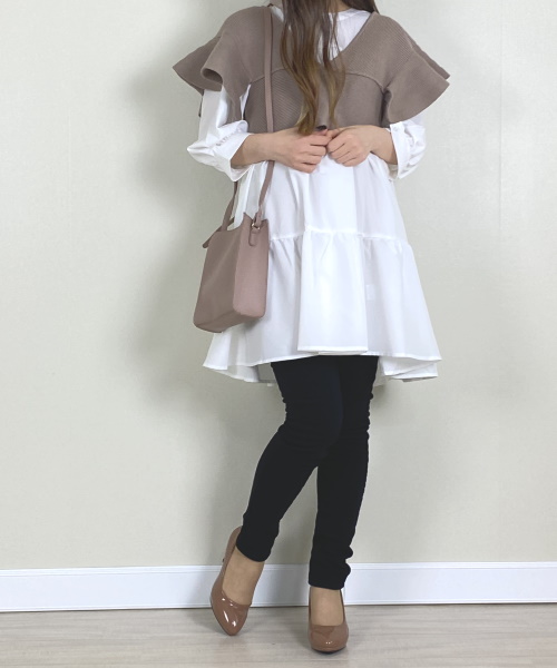 Newlyme 2WAYレースアップフリルビスチェ【ニット】 ¥3,990(税込)