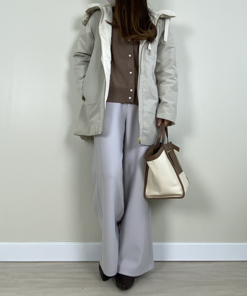 DoCLASSE　マジカルサーモ・ボアフードコート　16,390円（税込）