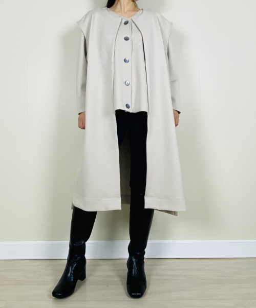 DoCLASSE　ダブル編みジャージー・カーデ＆ジレセット　9,889円（税込）