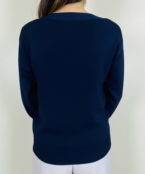 DoCLASSE　ハイツイストニット・ボートネック　4,389円（税込）