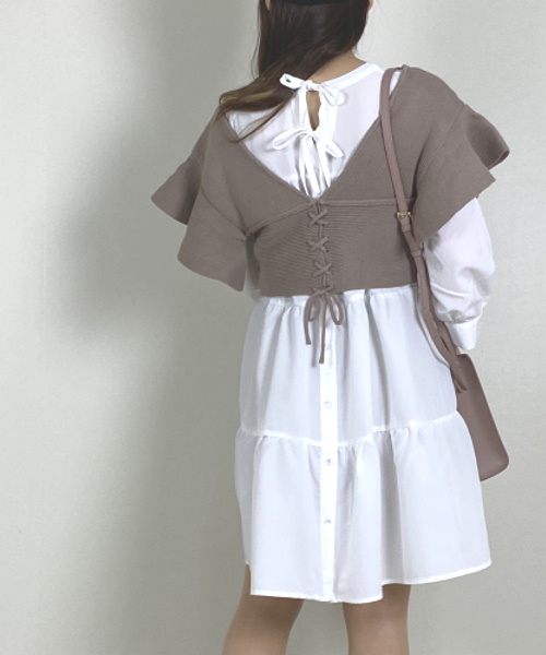 Newlyme 2WAYレースアップフリルビスチェ【ニット】 ¥3,990(税込)