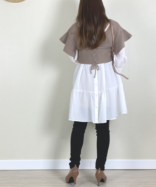 Newlyme 2WAYレースアップフリルビスチェ【ニット】 ¥3,990(税込)